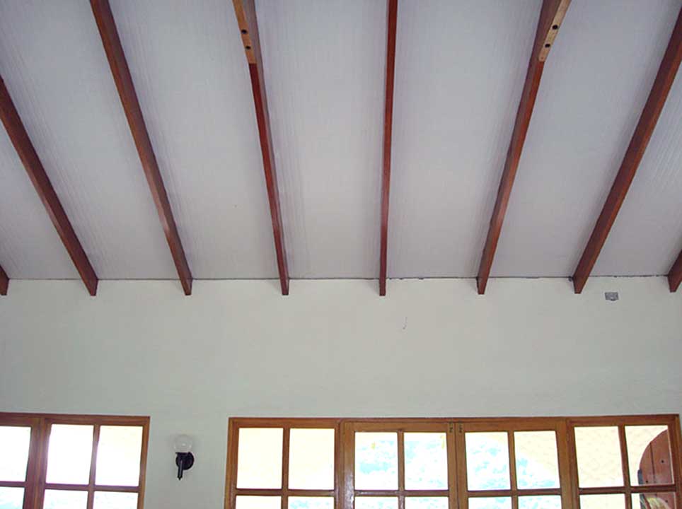 aislamiento térmico para paredes y techos con cara blanca